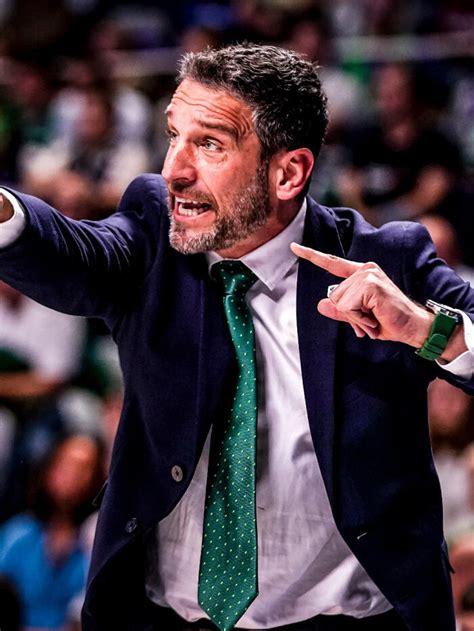 Ibon Navarro Entrenador Web Oficial Del Unicaja Baloncesto