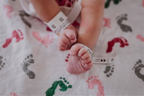Pin By Maria Macias On Quick Saves Nurse Aesthetic Nicu Nurse