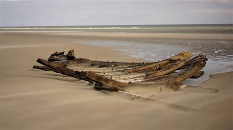 Mysterious Century Old Shipwreck Unearthed On Jersey Shore Fox News