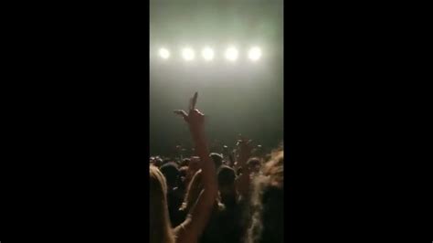 V Deo Plateia De Milton Nascimento Grita Fora Bolsonaro Em Show Na