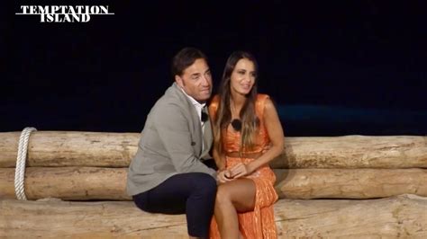 Temptation Island 12 Alfred e Anna si lasciano dopo un falò di fuoco