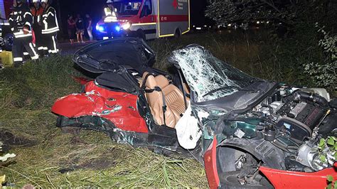 T Dlicher Unfall Bei Erding Alfa Romeo Kracht In Entgegenkommenden Bmw