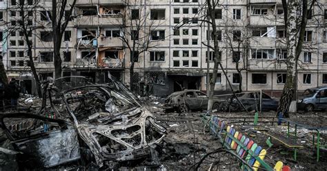 Больше 50 жителей Киева пострадали от новой ракетной атаки. Что известно