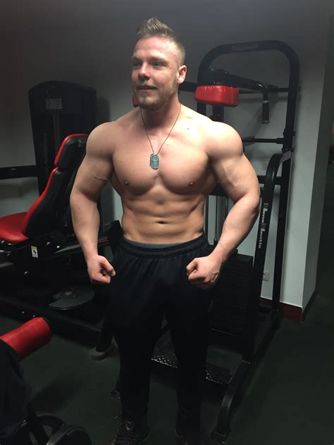 190 Lbs 21 Years Lifts Since He Was 15