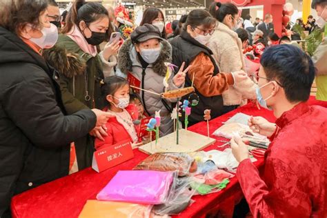 氛围拉满，年味儿都在这里！丨爱申活暖心春澎湃号·政务澎湃新闻 The Paper