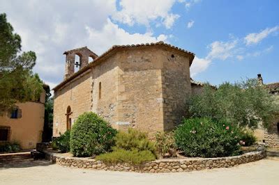 TOT SON PUNTS DE VISTA ESGLÉSIA DE SANTA MAGDALENA DE VILAJOAN