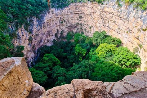 Sima De Las Cotorras Y El Aguacero Otisa Viajes