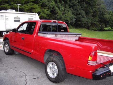 2000 Dodge Dakota Sport