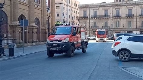 Vigili Del Fuoco Palermo SQUADRA BOSCHIVA Uscita In Sirena IVECO