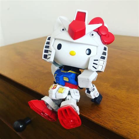 Sd Ex Standard Hello Kitty Gundam Rx 78 2 R Gunpla