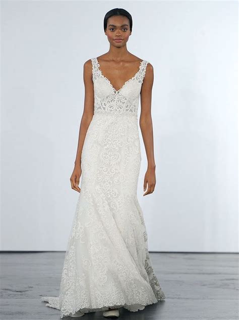 Brides You Ll Want To See These Trending Wedding Dresses Top