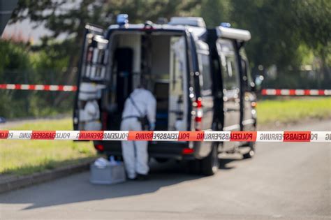 Schock Tat in Erfurt Mann 39 niedergeschossen Täter auf der Flucht