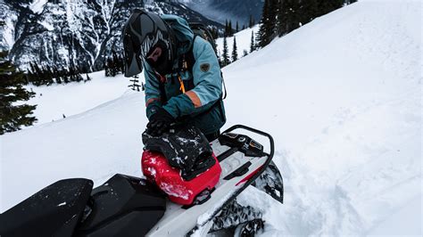 5 Must-Have Accessories for backcountry snowmobiling - Ski-Doo