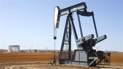 Precio Del Petróleo De Estados Unidos Colapsa 170 Por Primera Vez En