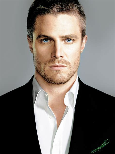 Writing And Other Nerdy Ventures Arrow Actor Stephen Amell Arrow