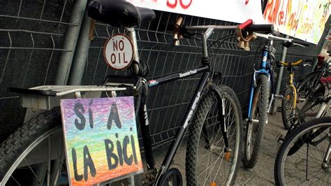 Marcha en bici reivindicativa por el carril bici en San Andrés