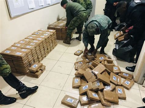 Militares decomisan 485 bloques de droga en Sucumbíos