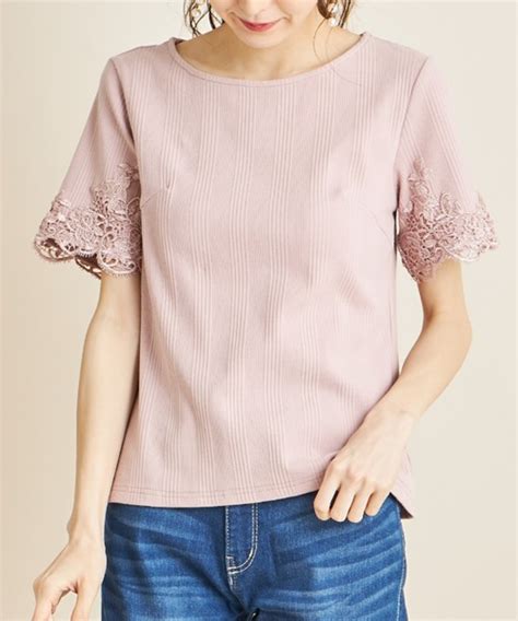 Tocco Closet（トッコ クローゼット）の「【zozo限定】袖口フラワーレース装飾リブカットトップス（tシャツカットソー）」 Wear