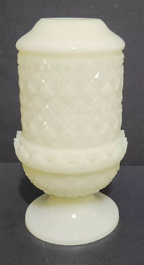 Fairy Light Fenton Diamond Cut