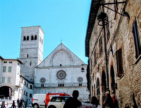 Cattedrale Di San Rufino Assisi 2020 Alles Wat U Moet Weten Voordat Je Gaat Tripadvisor