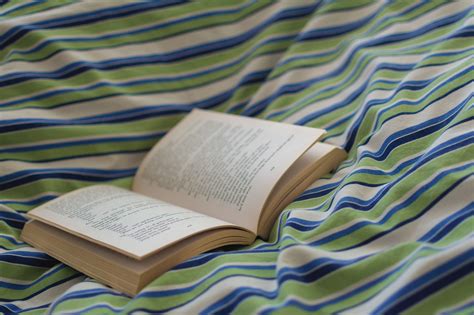 Open Book in Bed | Copyright-free photo (by M. Vorel) | LibreShot