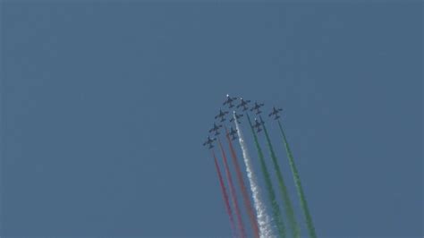 L Esibizione Delle Frecce Tricolori A Pratica Di Mare Per I Anni