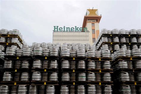 Guerre En Ukraine Heineken Officialise Son Retrait Complet De Russie