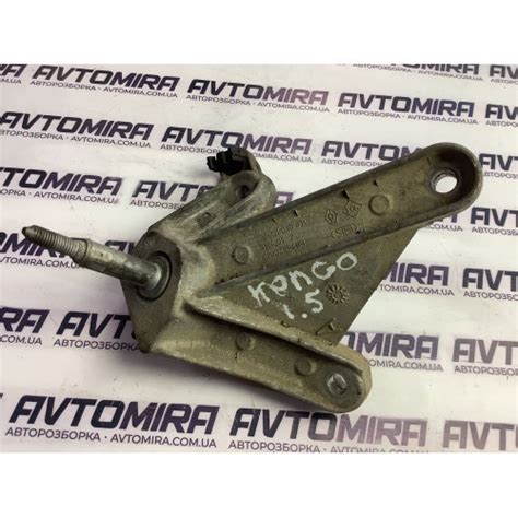 Кронштейн коробки передач Renault Kangoo 2008-2016 8200429499