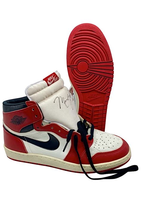 Lot Detail Mint 1984 85 Michael Jordan Player Sample Autographed Air