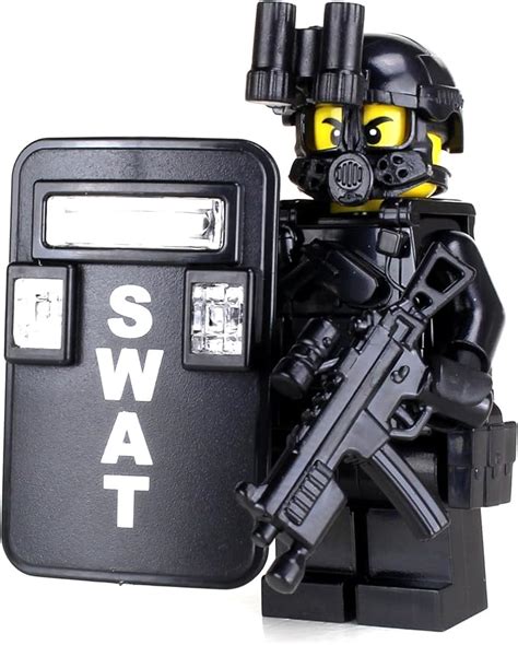 Battle Brick Collectible Swat Police Officer Pointman Custom Minifigure Genuine