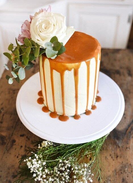 Salted Caramel Drip Cake