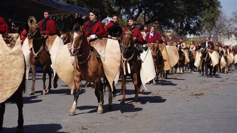 En Salta Más De 7 Mil Gauchos Desfilaron En Honor A Martín Miguel De Güemes A 201 Años De Su