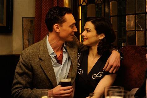 Promotional Photos Tom Hiddleston Rachel Weisz Deep Blue Sea