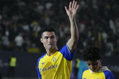 La Presentación De Cristiano Ronaldo Con El Al Nassr En Imágenes