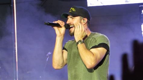 Sam Hunt Body Like A Back Road Live Pnc Arts Center Youtube Sam