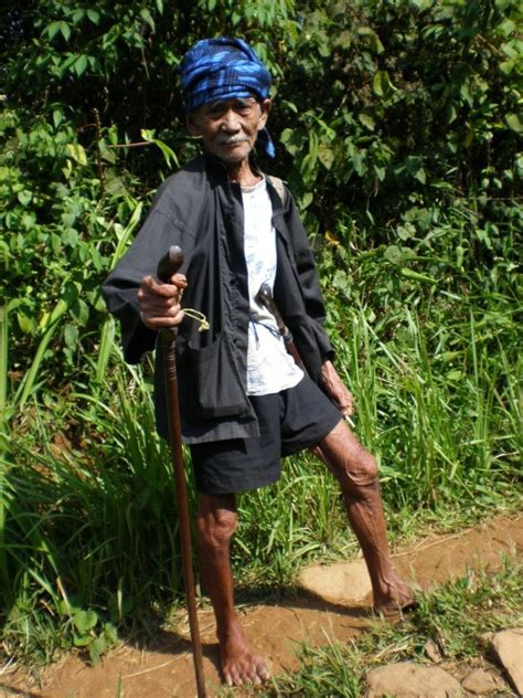 Pakaian Adat Banten Baduy Lengkap Dengan Nama Gambar