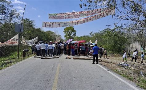 Ejidatarios Bloquean Carretera Para Exigir Pago De Sus Tierras