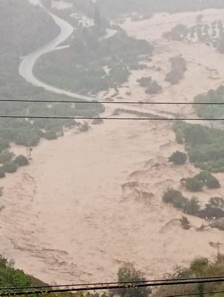 Se desborda el río Benamargosa en Málaga por las fuertes lluvias y el