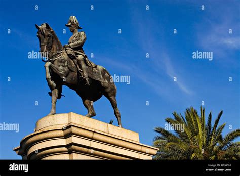 Melbourne Monuments The Marquis Of Linlithgow Memorial Monument