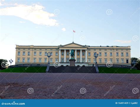 Royal Palace, Oslo Norway Royalty Free Stock Images - Image: 16491429