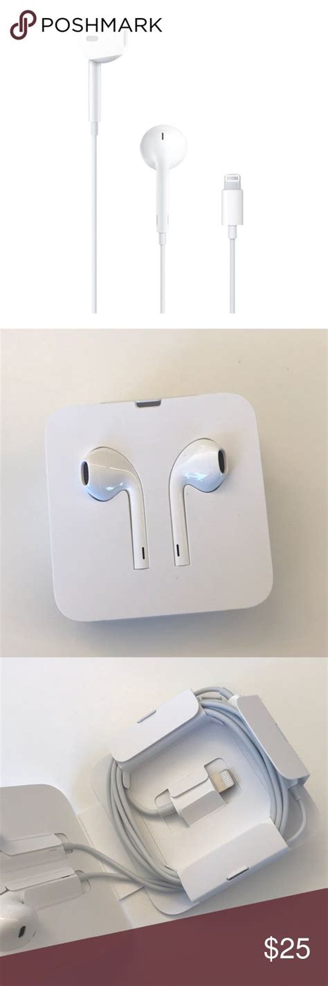 NWT Apple EarPods With Lightning Connector High Quality Audio