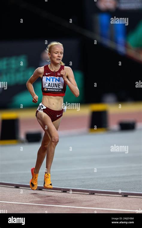Agate Caune Participating In The 5000 Meters At The World Athletics