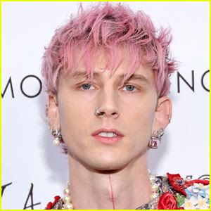 Machine Gun Kelly Goes Nude In Good Mourning Behind The Scenes Photos