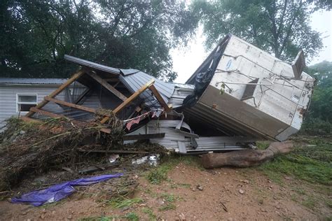 Central Tennessee Flash Flooding Leaves At Least 21 Dead 20 Missing