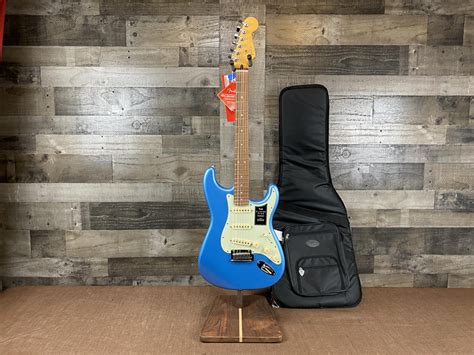 Fender Player Plus Stratocaster Electric Guitar Opal Spark With Pau