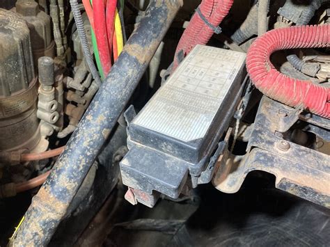 Freightliner 114sd Fuse Box For Sale