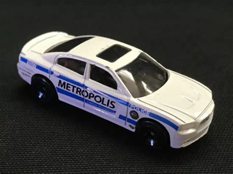 Matchbox Dodge Charger Rt Police Car Collectable Scale Eur