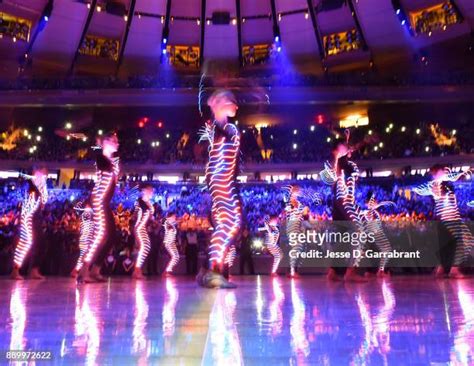 Knicks City Dancers Photos Photos and Premium High Res Pictures - Getty ...