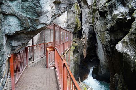 Box Canyon Falls - A Loud Waterfall Within A Narrow Gorge