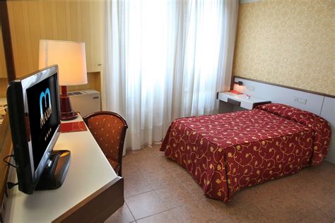 Book Hotel Maxim in Verona | Hotels.com